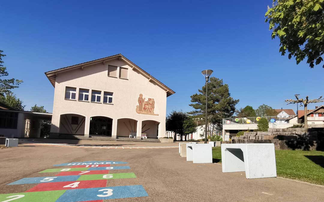 Primarschule und Kindergarten